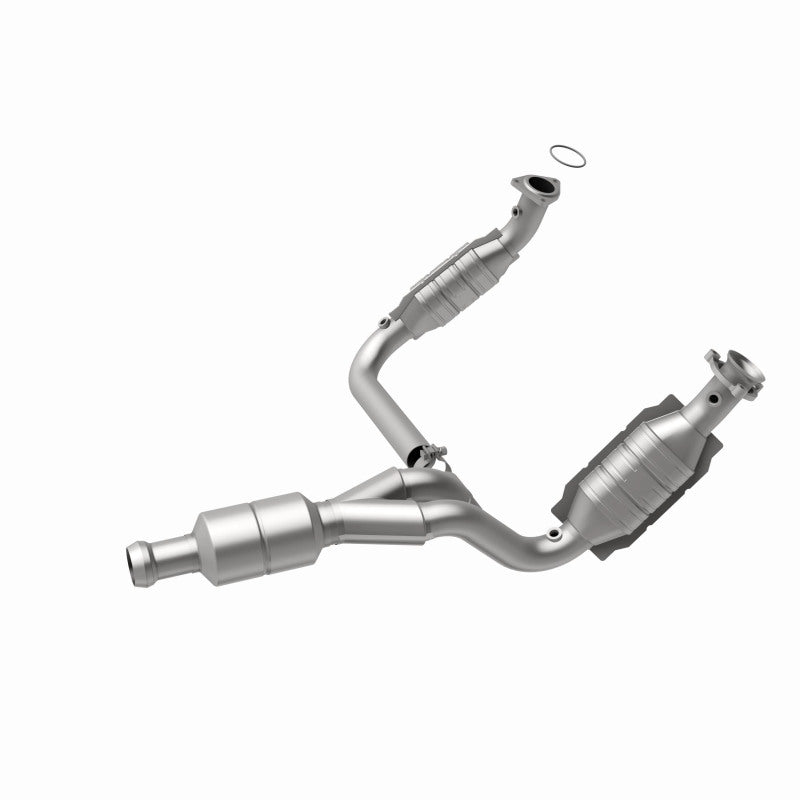 MagnaFlow Conv DF 09-13 Chevy Avalanche 5.3L - eliteracefab.com