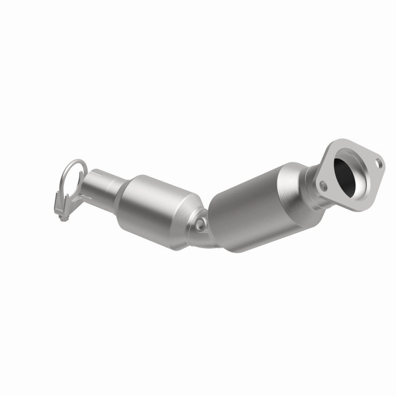 Magnaflow Conv DF 2010-2015 Prius L4 1.8 OEM Underbody Magnaflow