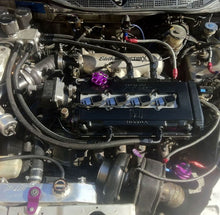 Load image into Gallery viewer, Mishimoto 92-00 Honda Civic / 93-97 Del Sol Manual Aluminum Radiator - eliteracefab.com