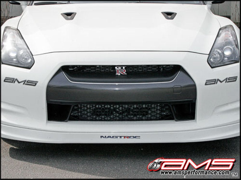 AMS Performance Front Mount Intercooler with Logo for Stock Piping Nissan GT-R R35 2009-2021 - eliteracefab.com