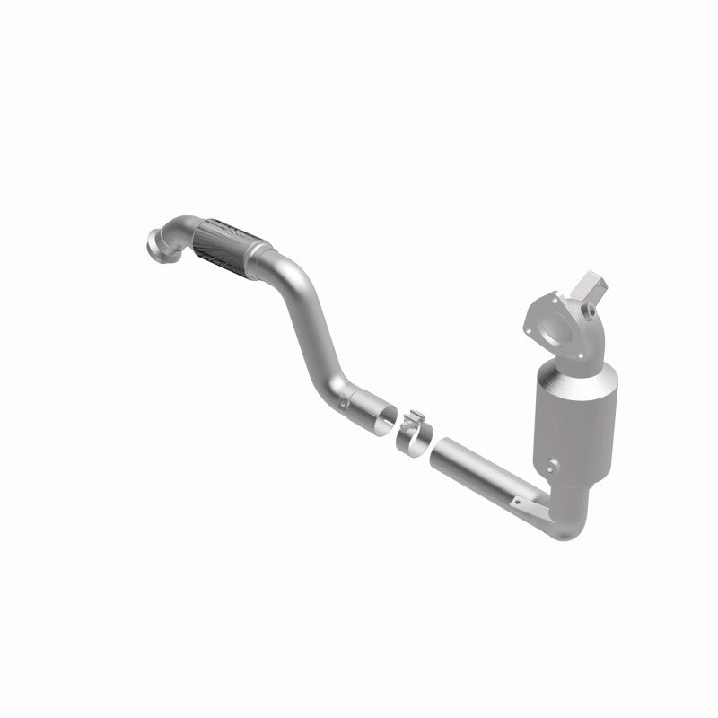 Magnaflow Conv DF 2014-2017 CLA250 L4 2 OEM Underbody Magnaflow