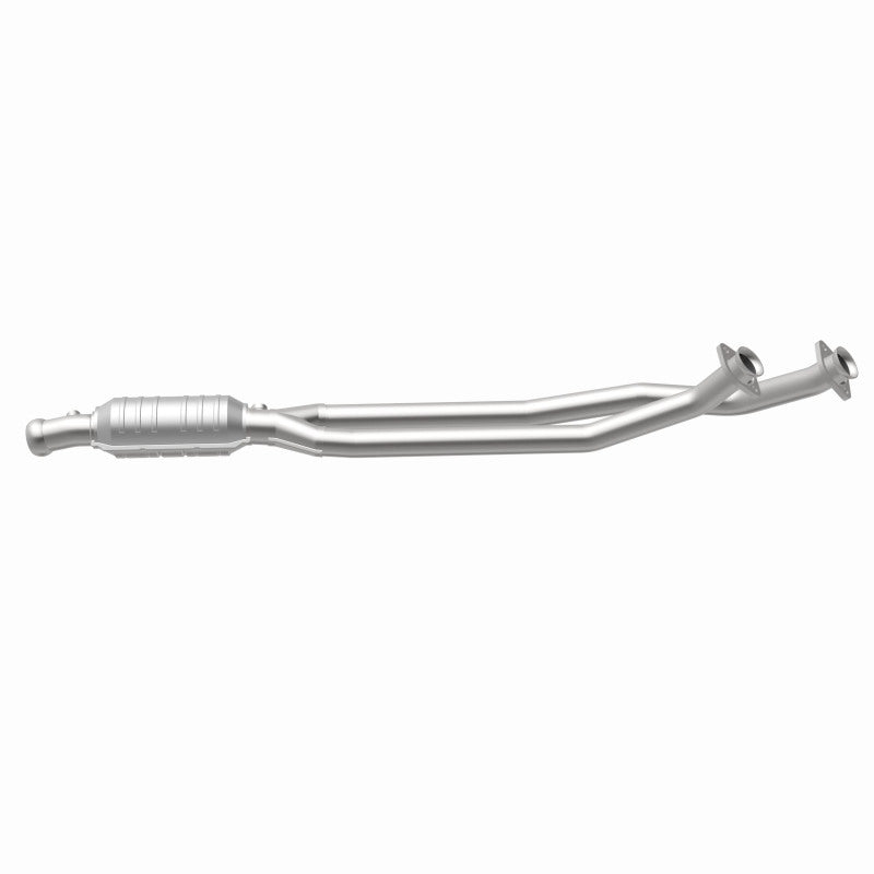 MagnaFlow Conv Volvo 6.5X4 2/2.5 Magnaflow