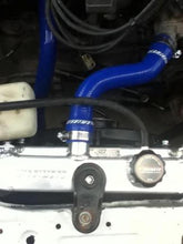 Load image into Gallery viewer, Mishimoto 92-00 Honda Civic / 93-97 Del Sol Manual Aluminum Radiator - eliteracefab.com