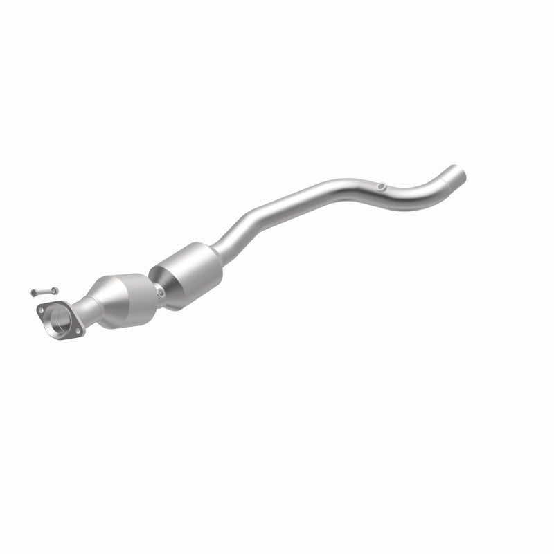 MagnaFlow 13-17 Range Rover V8 5 OEM Underbody Direct Fit EPA Compliant Catalytic Converter Magnaflow