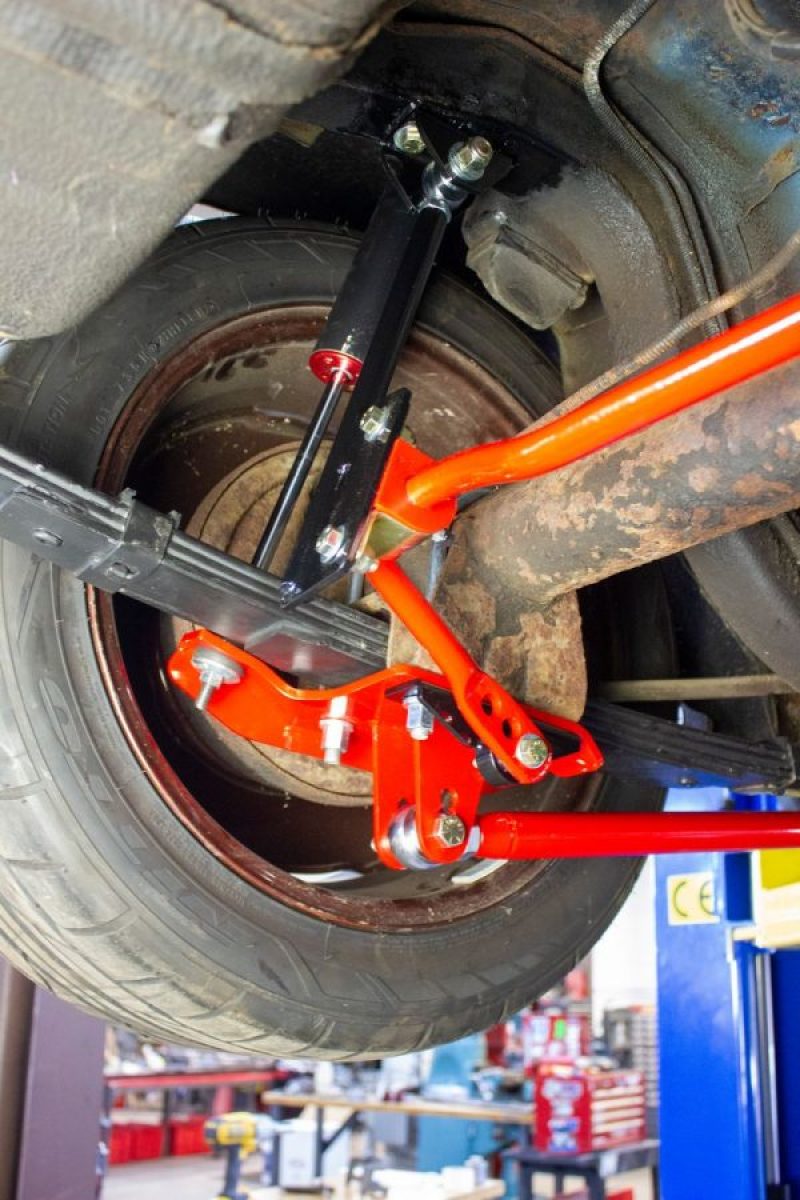 UMI Performance 1970-1981 GM F-Body Sway Bar, Rear, Adjustable, Rod-End Mounts- 2635-R