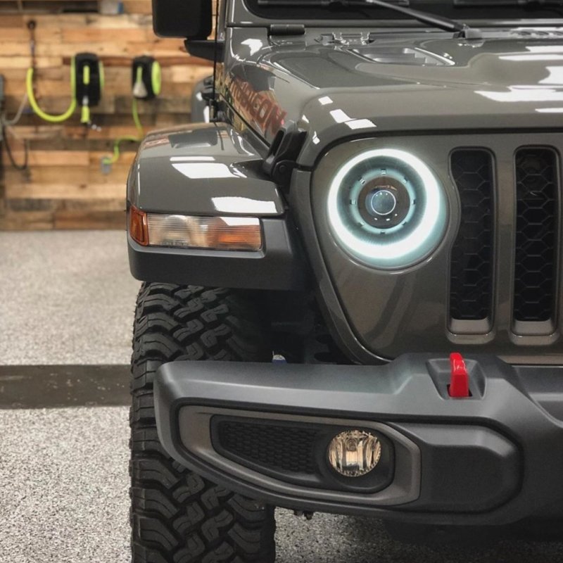 Oracle Oculus Bi-LED Projector Headlights for Jeep JL/Gladiator JT - Graphite Metallic - 5500K - eliteracefab.com