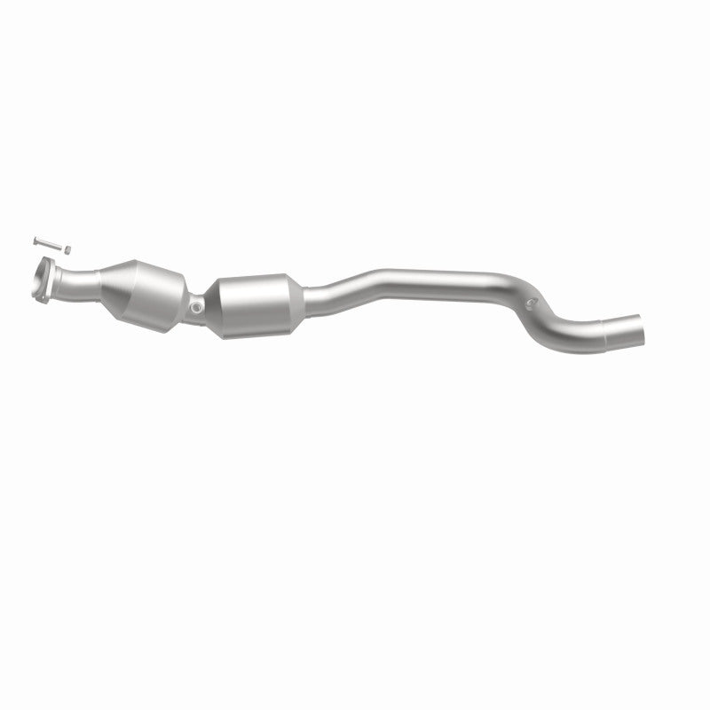 MagnaFlow 13-17 Range Rover V8 5 OEM Underbody Direct Fit EPA Compliant Catalytic Converter Magnaflow