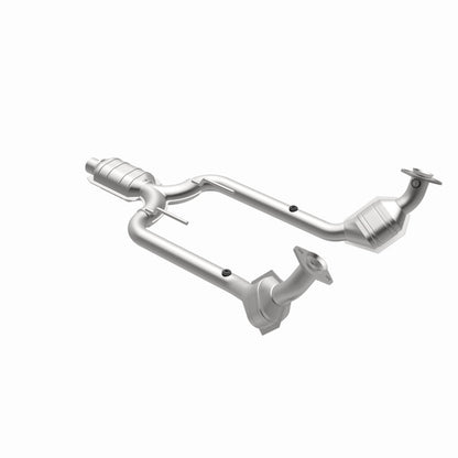 MagnaFlow Conv DF Thunderbird-Cougar 95-96 Magnaflow