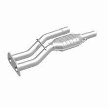 Load image into Gallery viewer, MagnaFlow Conv DF 98 GM Truck 5.7L