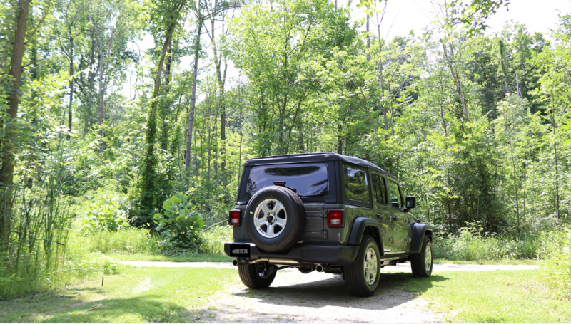 Corsa 18+ Jeep Wrangler JL 2.5in Dual Rear Exit Black Tips Sport Axle-Back Exhaust CORSA Performance