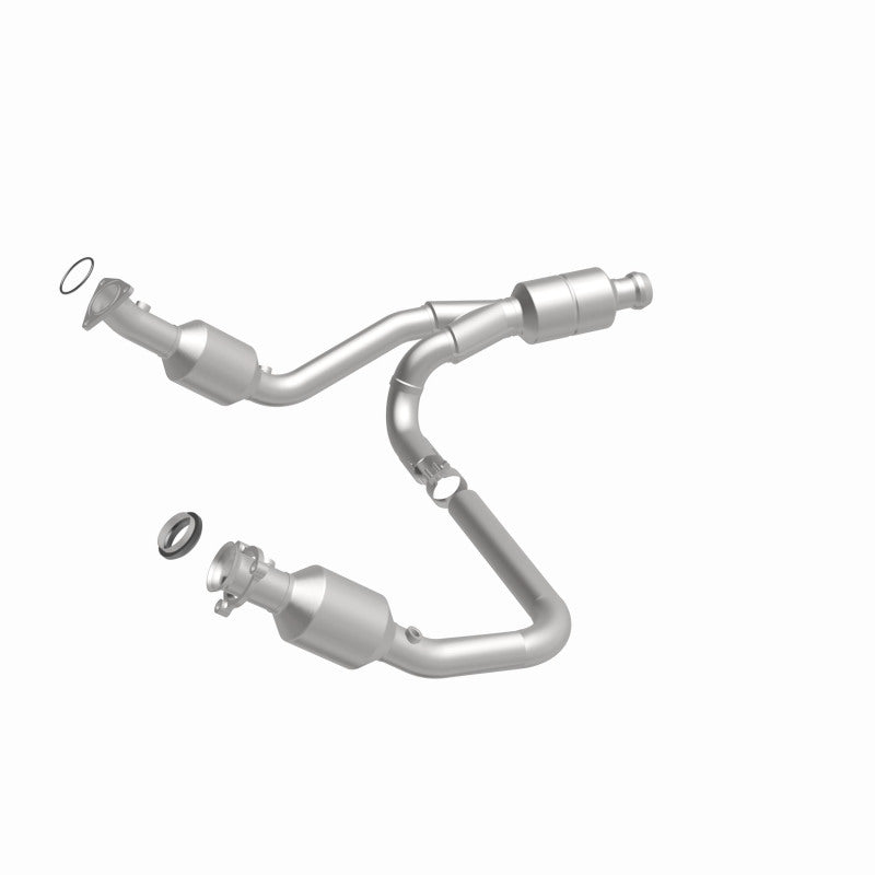 MagnaFlow Conv Direct Fit 14-16 GMC Sierra 1500 V6 4.3L - eliteracefab.com