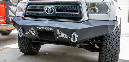 DV8 Offroad 07-13 Toyota Tundra Front Winch Bumper - eliteracefab.com