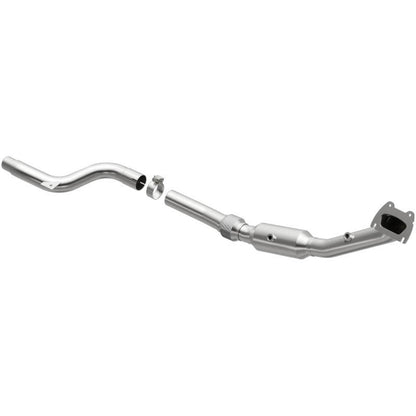 MagnaFlow Left Side Converter Direct Fit 15-17 Chrysler 300 3.6L Magnaflow