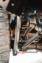 Load image into Gallery viewer, Belltech 20-21 Gladiator JT Rubicon 4in. Lift Lift Kit w/ Trail Performance Shocks - eliteracefab.com