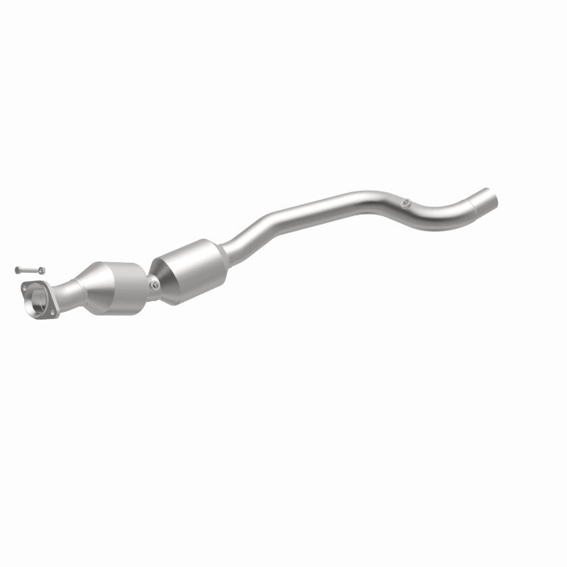 MagnaFlow 13-17 Range Rover V8 5 OEM Underbody Direct Fit EPA Compliant Catalytic Converter Magnaflow