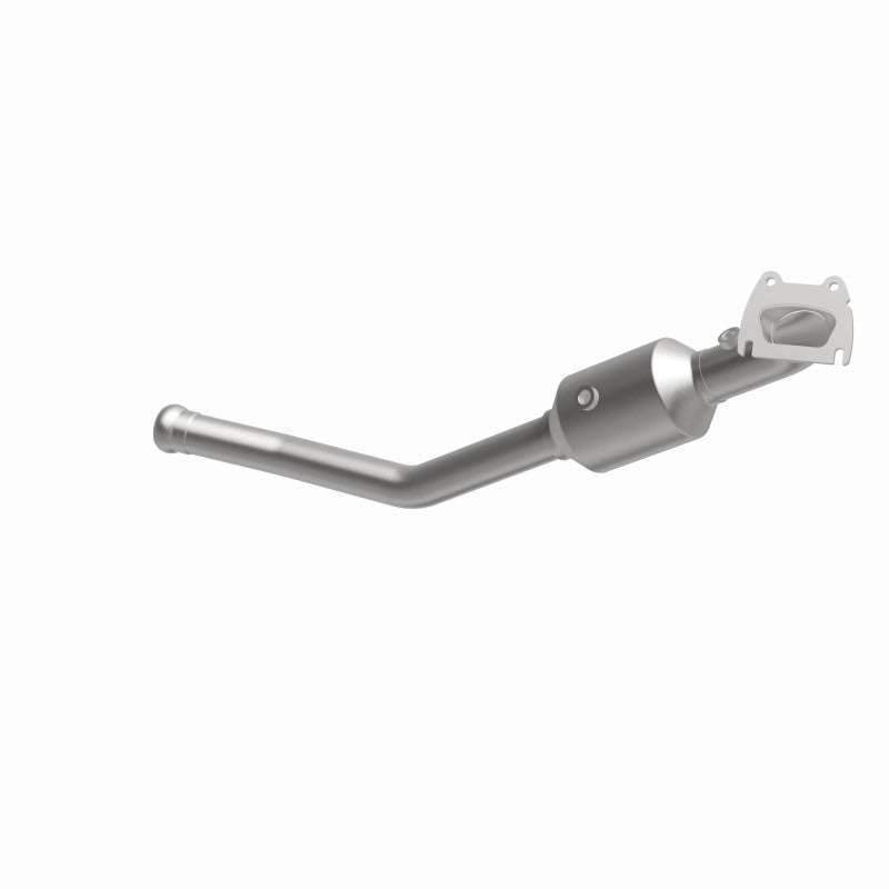 Magnaflow 13-15 Dodge Durango V6 3.6L OEM Grade / EPA Compliant Direct-Fit Catalytic Converter Magnaflow