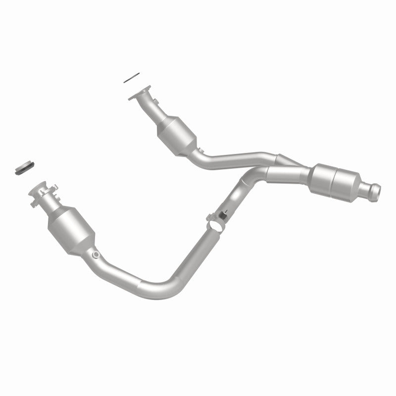 MagnaFlow Conv Direct Fit 14-16 GMC Sierra 1500 V6 4.3L - eliteracefab.com