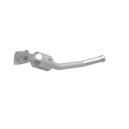 MagnaFlow Converter Direct Fit 13-18 Dodge Durango 3.6L V6 / 13-18 Jeep Grand Cherokee 3.6L V6 Magnaflow