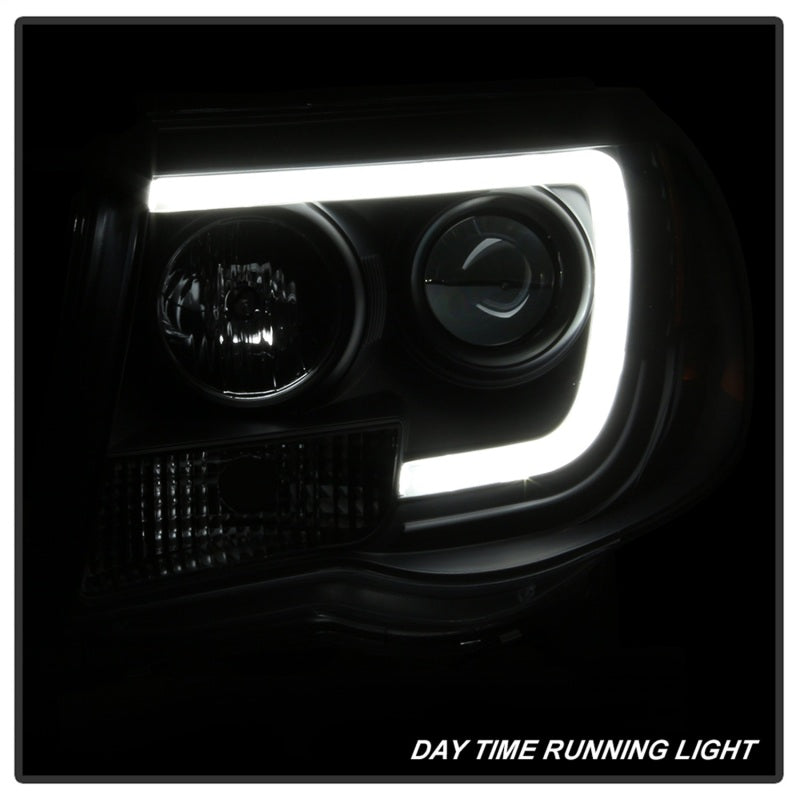 Spyder Toyota Tacoma 05-11 Projector Headlights - Light Bar DRL - Black PRO-YD-TT05V2-LB-BK - eliteracefab.com