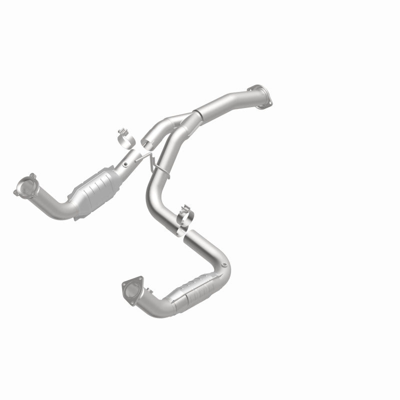 MagnaFlow Conv Direct Fit 11-16 Chevrolet Silverado 2500HD/3500HD / GMC Sierra 2500HD/3500HD Magnaflow