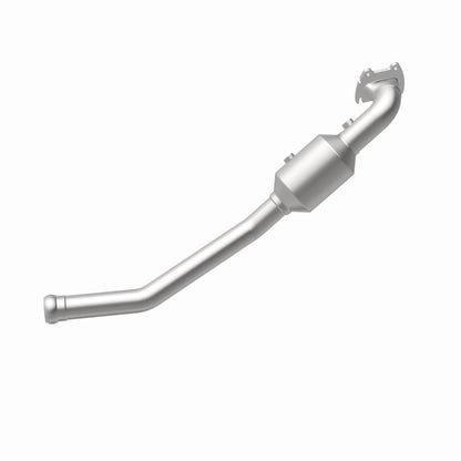 MagnaFlow Converter Direct Fit 13-18 Dodge Durango 3.6L V6 / 13-18 Jeep Grand Cherokee 3.6L V6 Magnaflow