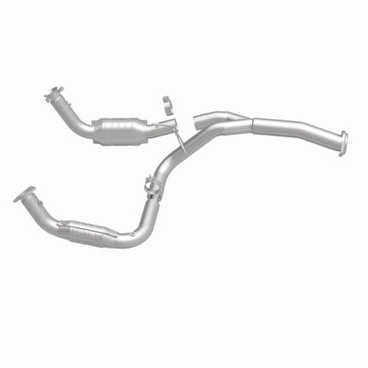 MagnaFlow Conv Direct Fit 11-16 Chevrolet Silverado 2500HD/3500HD / GMC Sierra 2500HD/3500HD Magnaflow