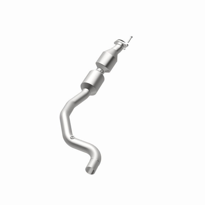 MagnaFlow 13-17 Range Rover V8 5 OEM Underbody Direct Fit EPA Compliant Catalytic Converter Magnaflow