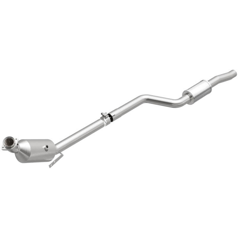 MagnaFlow 11-12 Mercedes-Benz C300 3.0L OEM Grade Direct Fit Catalytic Converter Magnaflow