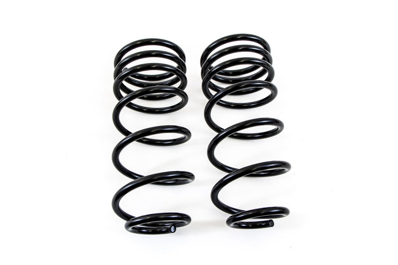 UMI Performance 93-02 GM F-Body Lowering Springs Rear 1.5in Lowering - eliteracefab.com