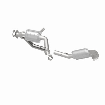 MagnaFlow Conv DF 96-99 Taurus 3.0L Magnaflow