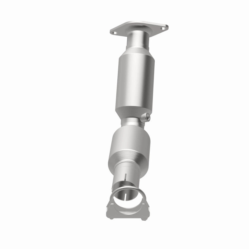 Magnaflow Conv DF 2010-2015 Prius L4 1.8 OEM Underbody Magnaflow