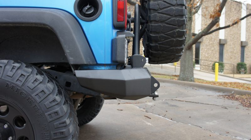 Road Armor 07-17 Jeep Wrangler JK Stealth Rear Non-Winch Bumper w/Tire Carrier - Tex Blk Road Armor