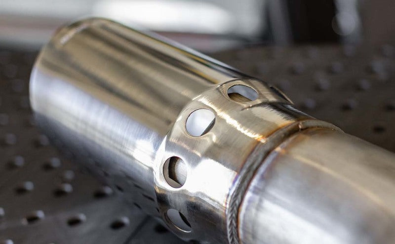 MagnaFlow Filter-Back Pro Series Single Passenger Side Rear Exit 5in. 2016 Nissan Titan 5.0L CC SB Magnaflow