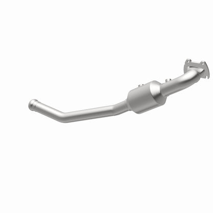MagnaFlow Converter Direct Fit 13-18 Dodge Durango 3.6L V6 / 13-18 Jeep Grand Cherokee 3.6L V6 Magnaflow