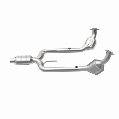 MagnaFlow Conv DF Thunderbird-Cougar 95-96 Magnaflow