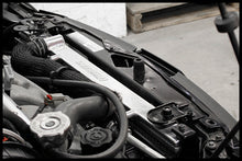 Load image into Gallery viewer, Mishimoto 01-05 Dodge Neon SRT-4 Manual Aluminum Radiator - eliteracefab.com