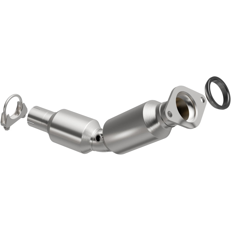 Magnaflow Conv DF 2010-2015 Prius L4 1.8 OEM Underbody Magnaflow