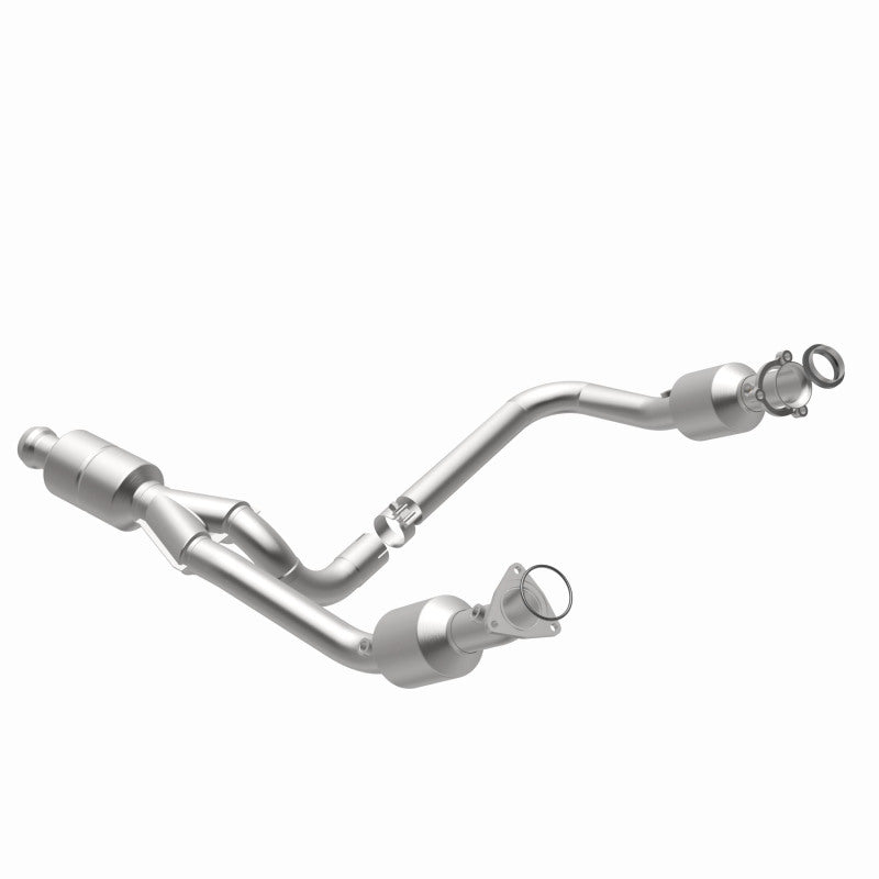 MagnaFlow Conv Direct Fit 14-16 GMC Sierra 1500 V6 4.3L - eliteracefab.com