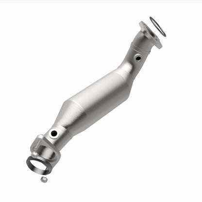 Magnaflow Conv DF 2009-2015 CTS V8 6.2 OEM Underbody Magnaflow