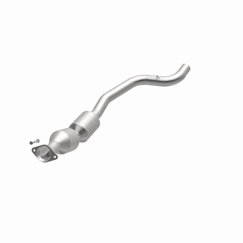 MagnaFlow 13-17 Range Rover V8 5 OEM Underbody Direct Fit EPA Compliant Catalytic Converter